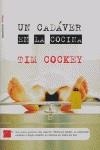 CADAVER EN LA COCINA, UN | 9788496544260 | COCKEY, TIM