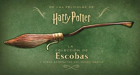 HARRY POTTER: LA COLECCIÓN DE ESCOBAS Y OTROS ARTEFACTOS DEL MUNDO MÁGICO | 9788467942248 | JODY REVENSON